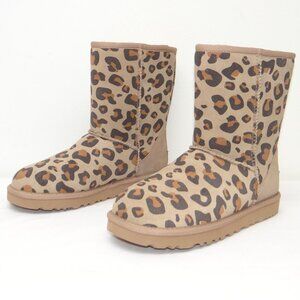 UGG Classic Short II ankle bootie boots leopard EU 36 US 5